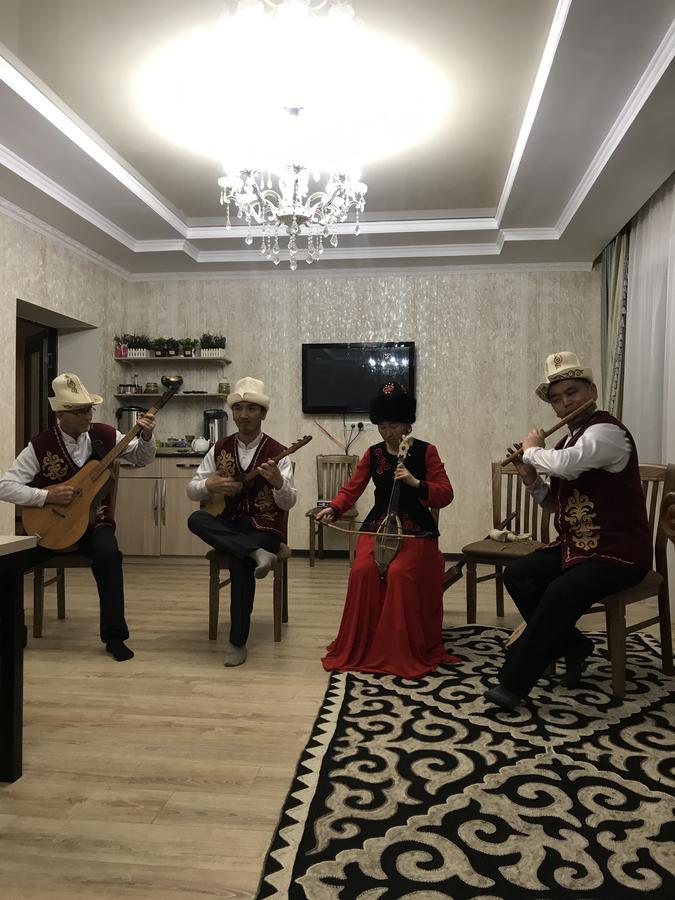 Mount Yard Karakol Hotell Eksteriør bilde
